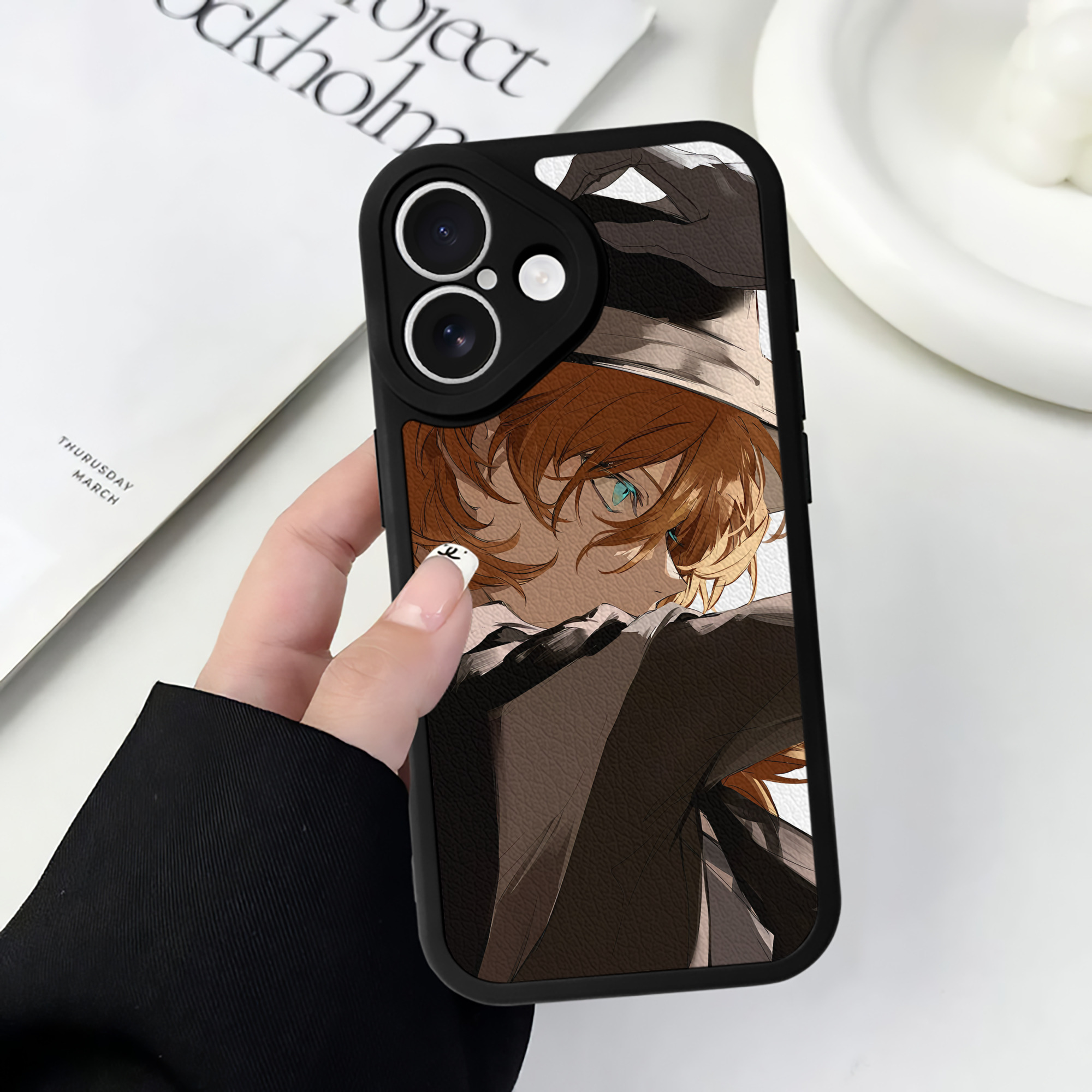 （画像用） 文豪ストレイドッグス Bungo Stray Dogs 【iPhone 16シリーズ対応】シリコンスマホケース（レザー調） 材質：シリコン